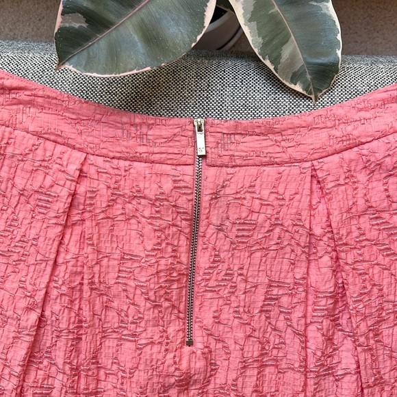 🌺 Vince Camuto Pleated Midi A Line Skirt in shade Tropic Guava, Size: 8 - Picture 4 of 17